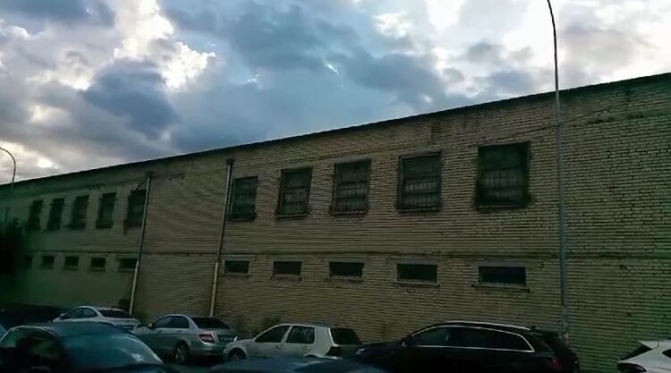 Zbulohet magazina me kanabis në Tiranë, detajet e para