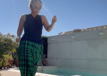 “S’mu ndanë”, Kryemadhi e pret dyke kërcyer kallëzimin që iu bë në SPAK (VIDEO)