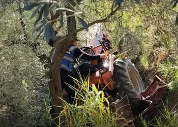 U plagos pasi humbi kontrollin e zetorit, transportohet me urgjencë në Tiranë (Emri)