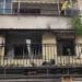 Përfshihet nga flakët apartamenti i një pallati në Elbasan