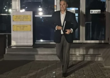 “Dëshmova për disa çështje”, Edmond Haxhinasto del pas katër orësh nga SPAK