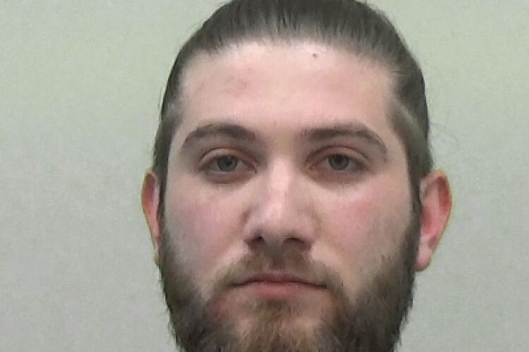 Emri/ U kap në “shtëpi bari”, 16 muaj burg për shqiptarin