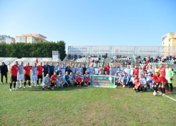 Kombëtarja e veteranëve pjesë në Turneun e Pavarësisë të zhvilluar në Fier