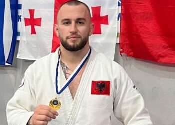 Indrit Çullhaj fiton medalje të artë në garën e xhudos në Greqi