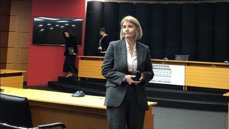 Prokurorja Eranda Laze kalon “klasën” në komisionin e Vetingut