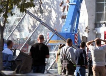 Përfundojnë kërkimet, 14 të vrarë nga shembja e çatisë së hekurudhës në Serbi