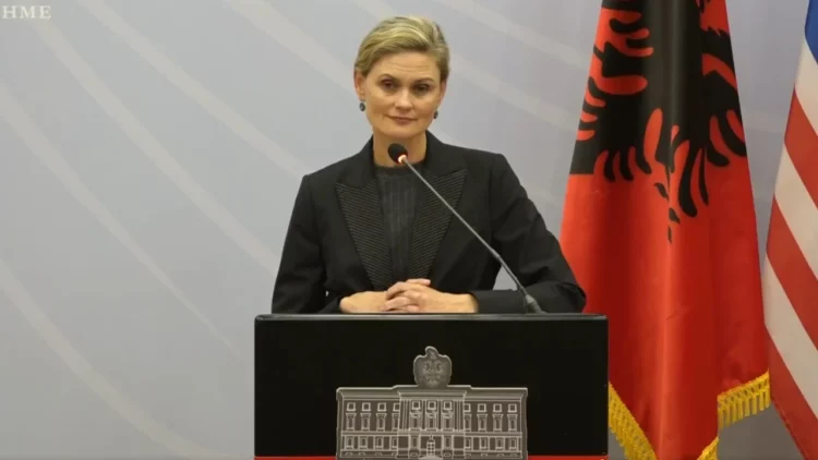 Drejtuesja e Ambasadës së SHBA: Sa herë takohem me qeveritarët u them “reforma në drejtësi është e pakthyeshme”