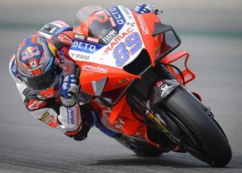 Bagnaia triumfon në Barcelona por bie nga froni, Jorge Martin shpallet kampion bote në MotoGP