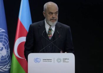 Klima/ Lideri Edi Rama kritikon vendet e mëdha