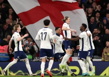 Anglia e mbyll si e para e grupit, shkatërron Irlandën! Greqia digjet nga ndeshja direkte (VIDEO)