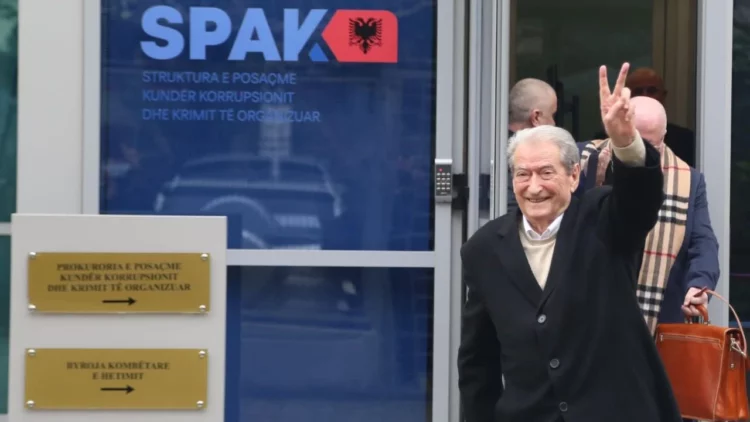 “Arresti shtëpiak”, Kushtetuesja merr në shqyrtim nesër kërkesën e Berishës