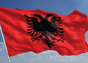 28 Nëntor, shqiptarët festojnë sot 112-vjetorin e shpalljes së Pavarësisë