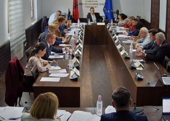 Rama mashtroi pensionistët? Zero rritje të pensioneve në projektbuxhetin 2025