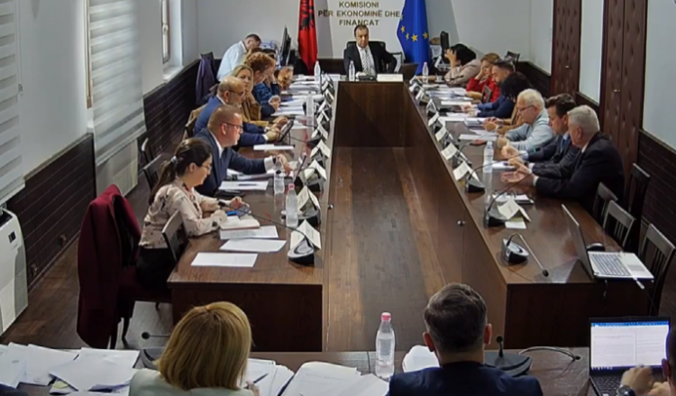 Rama mashtroi pensionistët? Zero rritje të pensioneve në projektbuxhetin 2025