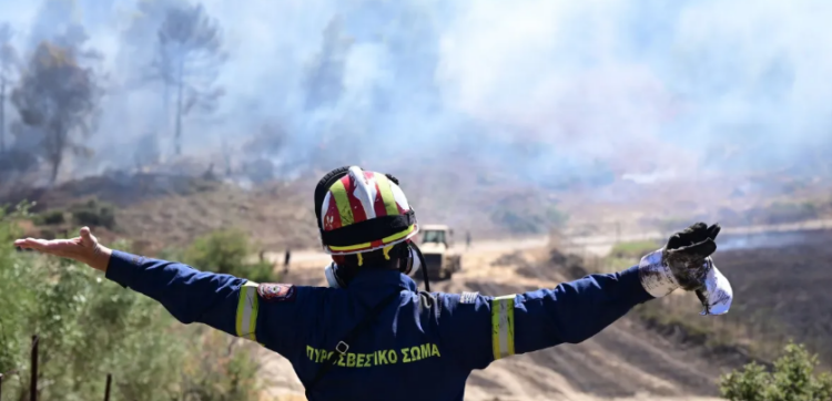 U ndje keq gjatë shuarjes së flakëve, vdes zjarrfikësi