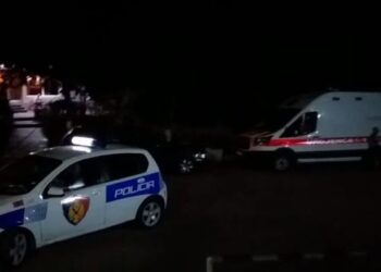 Aksident në Vlorë, mbetet i lënduar rëndë një person