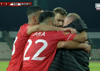 Partizani fiton derbin me Dinamon e Dajës, me dy gola binjakë të Carajt dhe Rrapajt