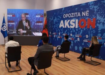 Rritja e pagave në Bashkinë e Fierit u votua nga këshilltarët demokratë, Berisha: Gabuan rëndë…