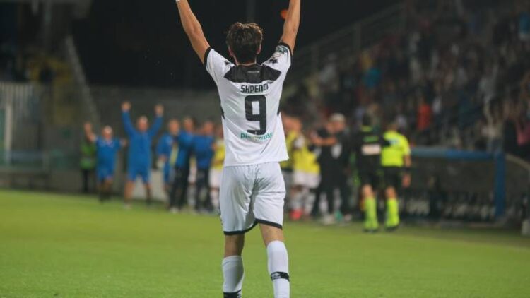 Cristian Shpendi gjen golin, sulmuesi shqiptar realizon për Cesenën (VIDEO)