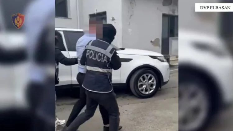 Vodhi 2.5 mln lekë në fabrikë, arrestohet administratori në Elbasan (Emri)