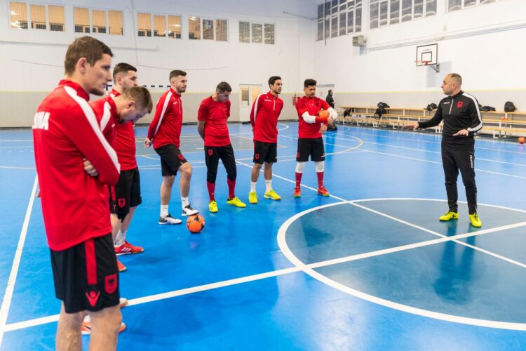 Dy miqësoret me Belgjikën/ Kombëtarja e Futsallit nis grumbullimin, trajneri Resuli fton 14 lojtarë