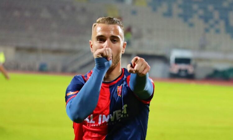 SUPERIORE/ Skënderbeu dhe Dinamo barazim argëtues pas 4 golave, Vllaznia “rrëmben” tre pikët në fund