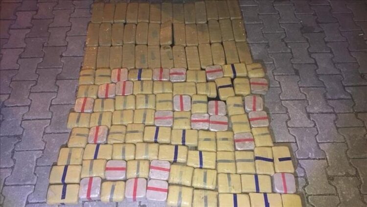 Aksioni i Europol/ 703 kg heroinë e fshehur në kontejnerë me sapun, 57-vjeçari u arrestua në Shqipëri