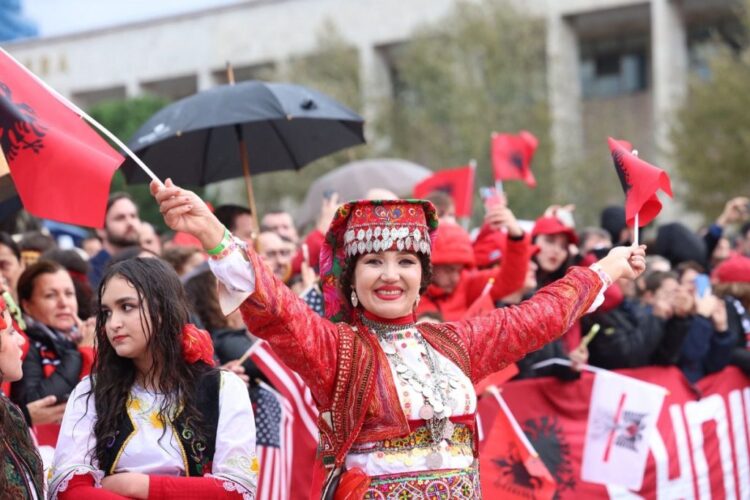 Parada e Shqiptarëve, plani i masave për devijimin e qarkullimit të mjeteve