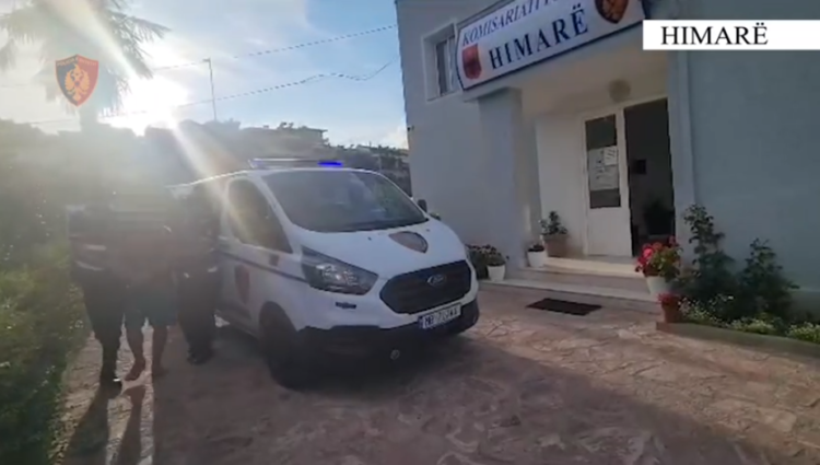 Sherr me thika në Himarë, 27-vjeçari godet kunatin e tij në lokal (Emri)