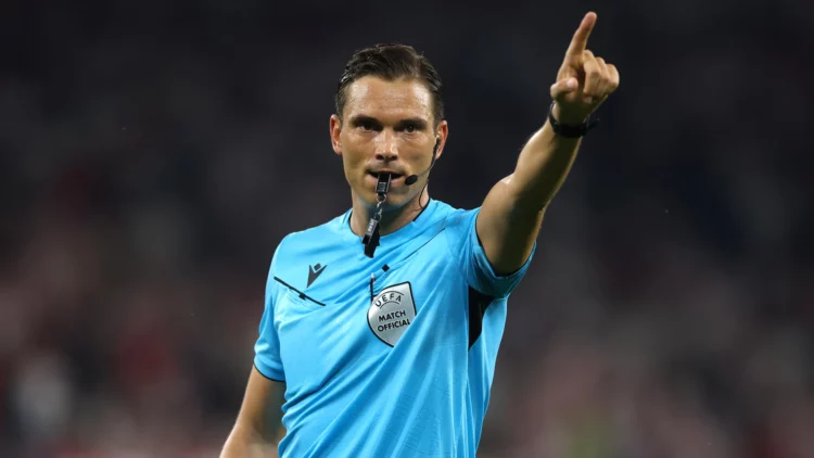 Caktohet arbitri që do vendosë drejtësi në sfidën Shqipëri-Çeki