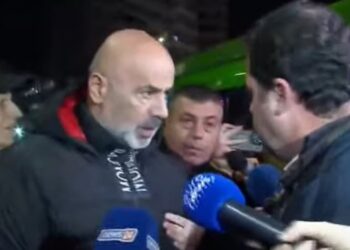 Bylykbashi përplaset me efektivin civil: Mos guxoni të shoqëroni protestuesit