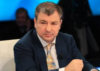 Vangjush Dako dënohet 2 vite e 8 muaj burg, ish-kryebashkiaku i Durrësit gjendet fajtor