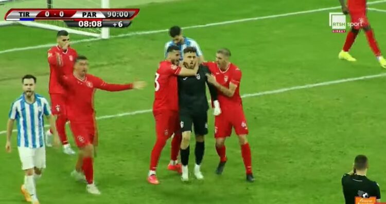 Penallti në minutën e 98 për Tiranën, Qirko bën të pabesueshmen