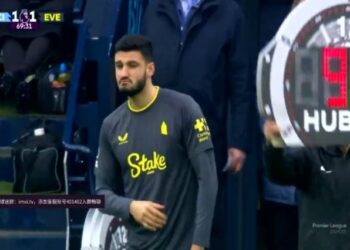 Manchester City ndalet edhe nga Evertoni, Broja luan si zëvendësues