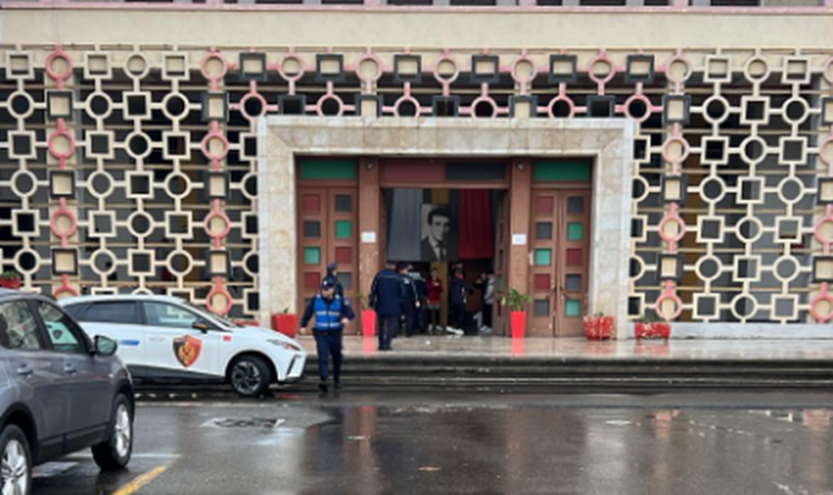 Sherri mes fëmijëve te “Asllan Rusi”/ Dy të plagosur, 3 të proceduar