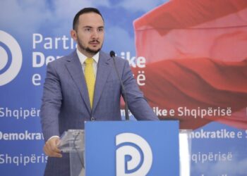 Salianji mesazh nga burgu në 34-vjetorin e PD-së: E nesërmja për demokratët është betejë