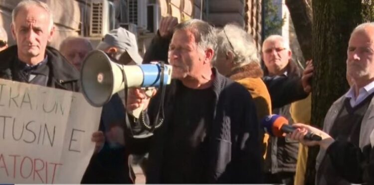 Minatorët sërish protestë: Të miratohet statusi i veçantë