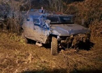 Aksidentohet autoblindi në veri të Kosovës, lëndohen 8 policë