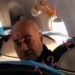 Britma, ulërima dhe lutje nga pasagjeret/ Pamje tronditëse brenda avionit pak çaste para rrëzimit (VIDEO)