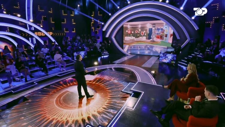 “Big Brother VIP” starton sezonin e katërt, nis rrugëtimi në shtëpi për 16 banorët e parë
