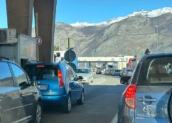 Rradhë kilometrike në pikën kufitare Hani i Hotit