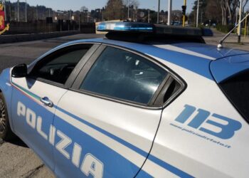 Shqiptari dhe italiani kapen me 20 kg drogë, hodhën 18 mijë euro që të hutonin policët