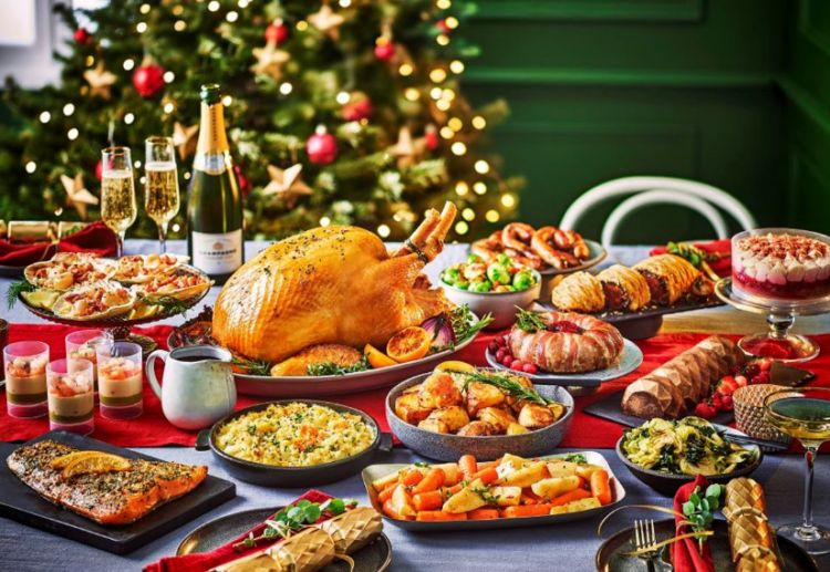 Nga gjeli i detit te bakllavaja, sa u kushton shqiptarëve darka e Vitit të Ri?