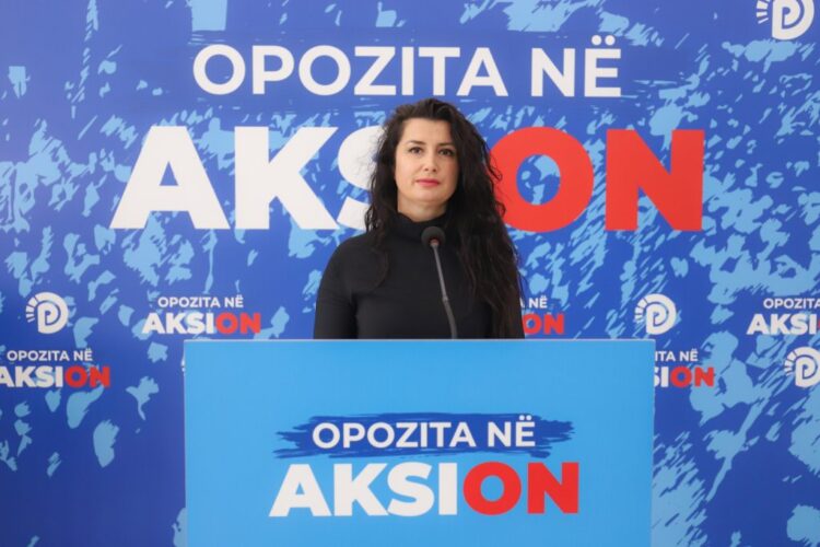 PD: Bizneset po falimentojnë, Balluku bën show nëpër fasoneri