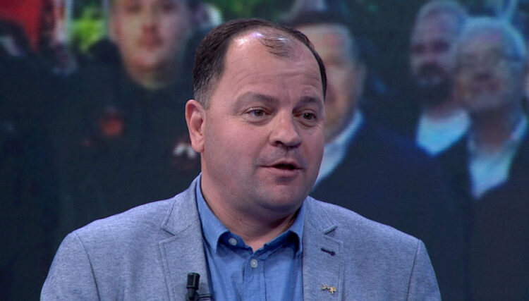 “Opozita e bashkuar fiton ndaj narkoshtetit”/ Maliqi: PD-PL marrin 4 mandate në Berat