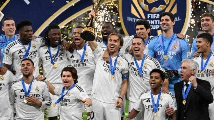 Luka Modric shënon emrin në historinë e Real Madridit, bëhet futbollisti më i trofeshëm