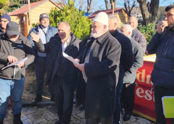 Ujësjellësi tenderoi 140 mln, banorët e Postribës sërish në protestë: Uji vjen prapë i ndotur