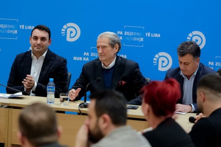 Berisha me drejtuesit politikë të PD: Ja kush do jetë boshti kryesor i fushatës