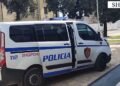 U plagos në këmbë nga shoku, arrestohet 24-vjeçari se nuk tregoi autorin