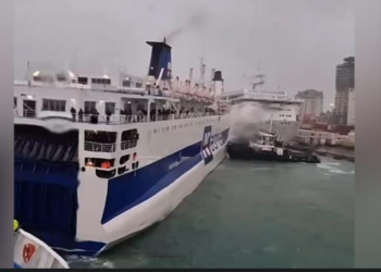 Shkak moti i keq, përplasen 2 tragete në Portin e Durrësit